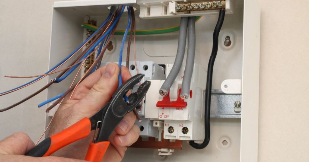 Circuitos e fiações elétricas em Blumenau